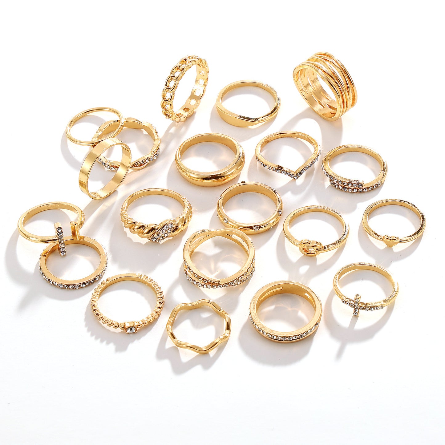 20-piece Heart-shaped Spiral Ring With Diamond And Nodule